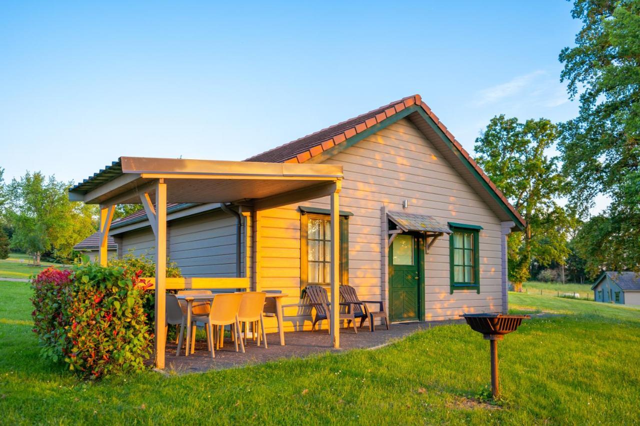 Le Camping Grand Cerf Hotel Gimouille Exterior photo