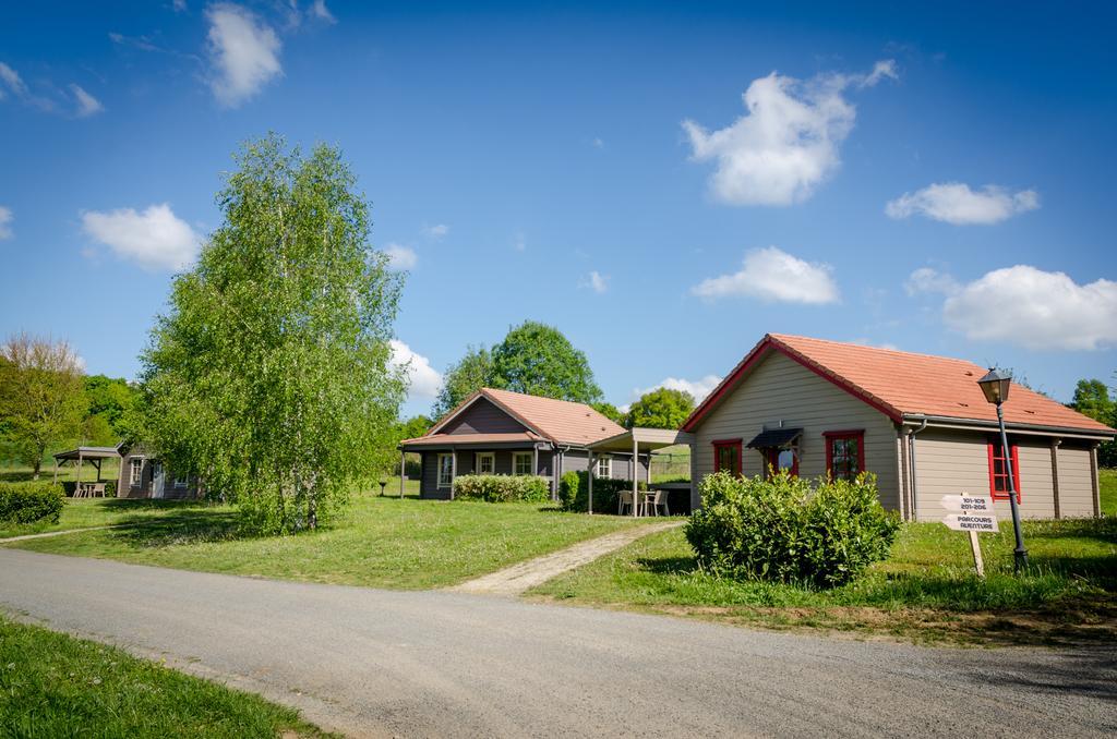 Le Camping Grand Cerf Hotel Gimouille Exterior photo