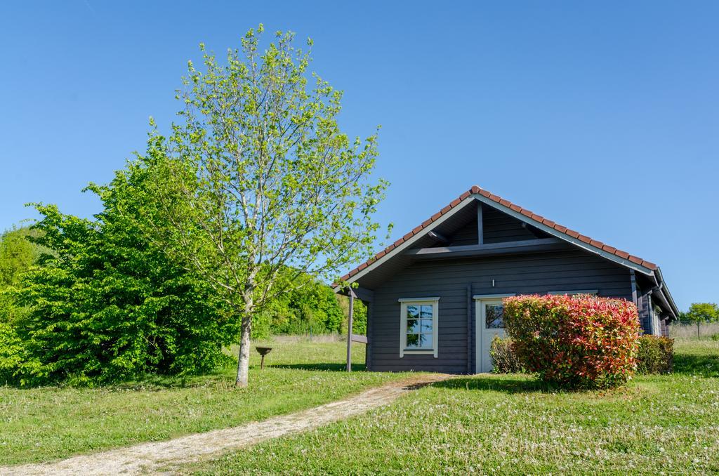 Le Camping Grand Cerf Hotel Gimouille Exterior photo
