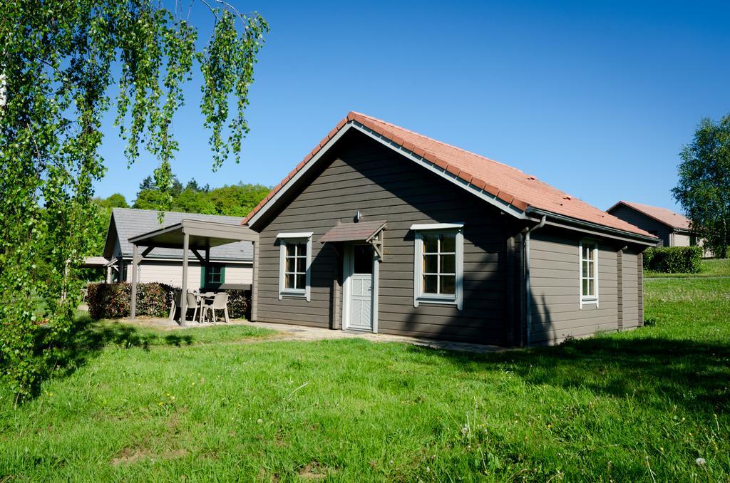 Le Camping Grand Cerf Hotel Gimouille Exterior photo